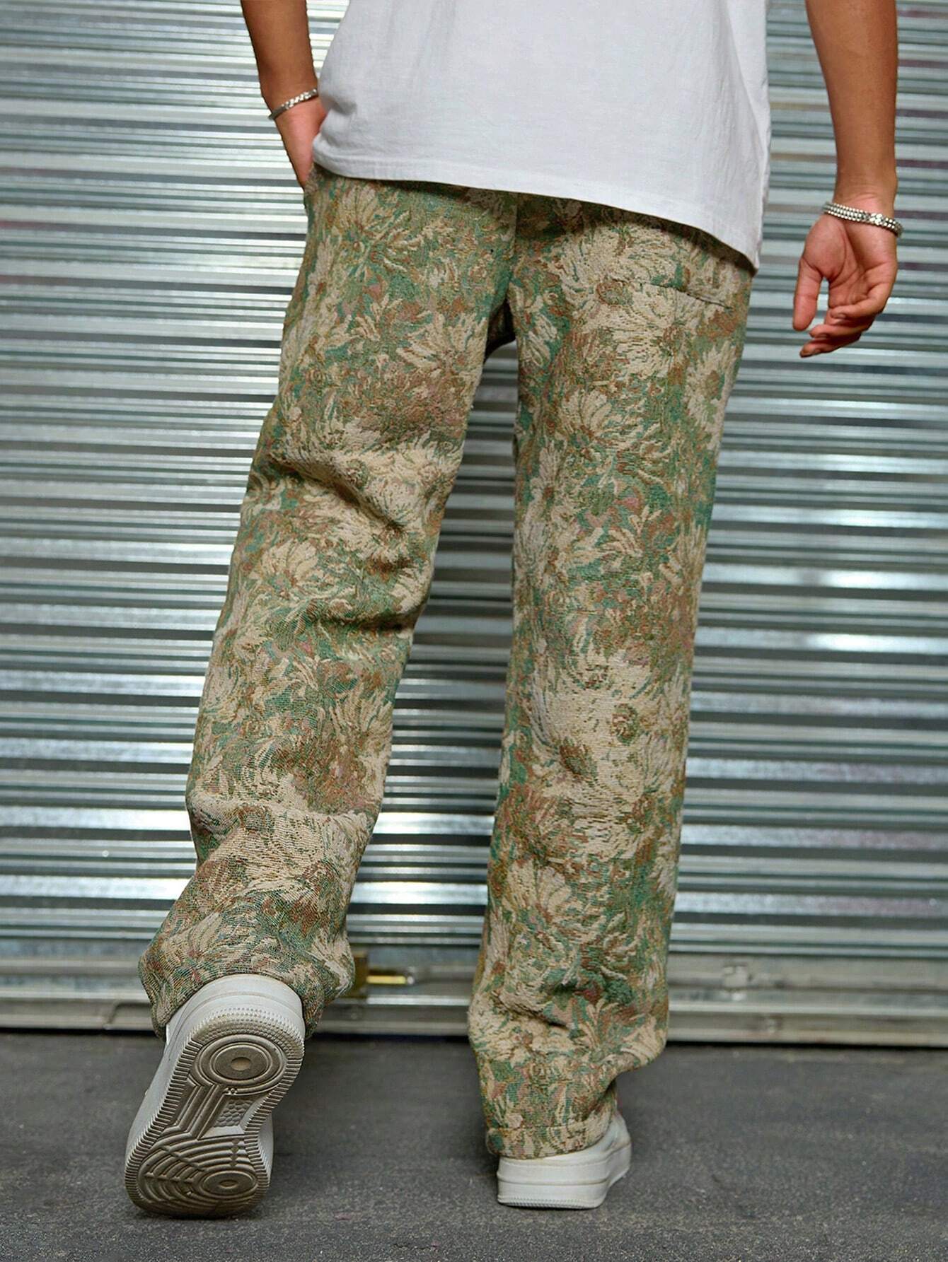 Leaf Green Color Men’s Relaxed Fit Floral Print Casual Pants